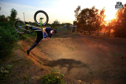 Tory dirtowe - Olkusz skatepark 