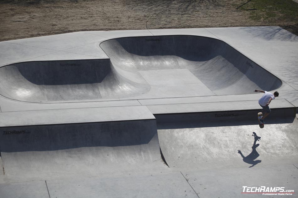 Skatepark betonowy w Oświęcimiu - torkretowanie